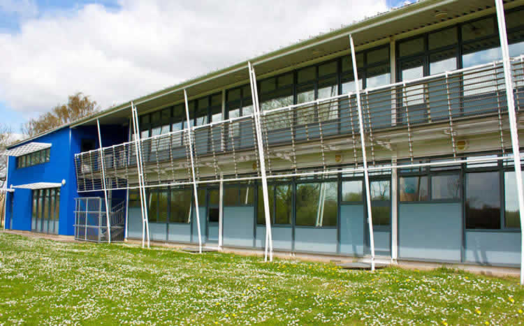 photo of swanmore college